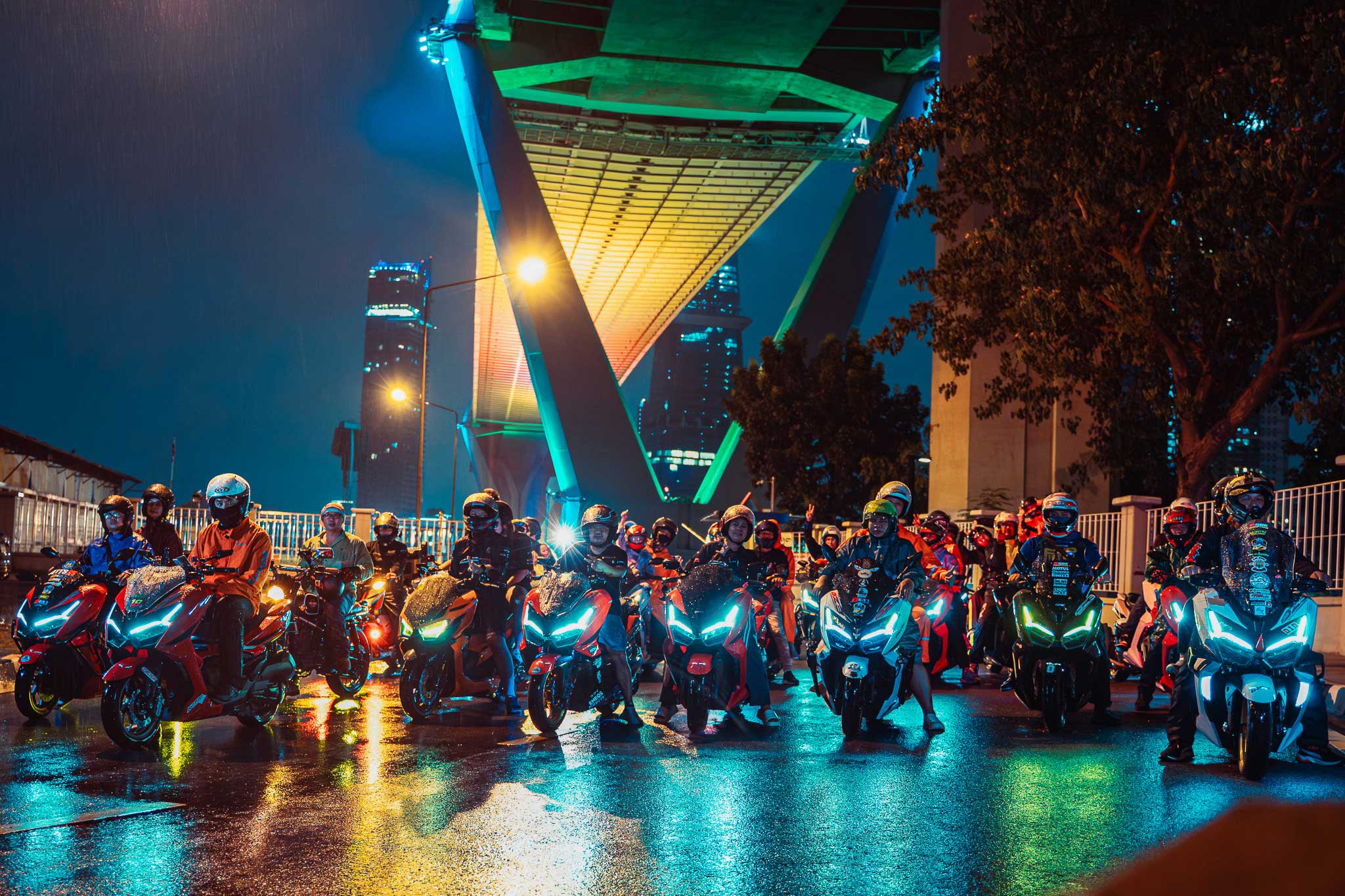 GPX meeting night ride bhumibol bridge