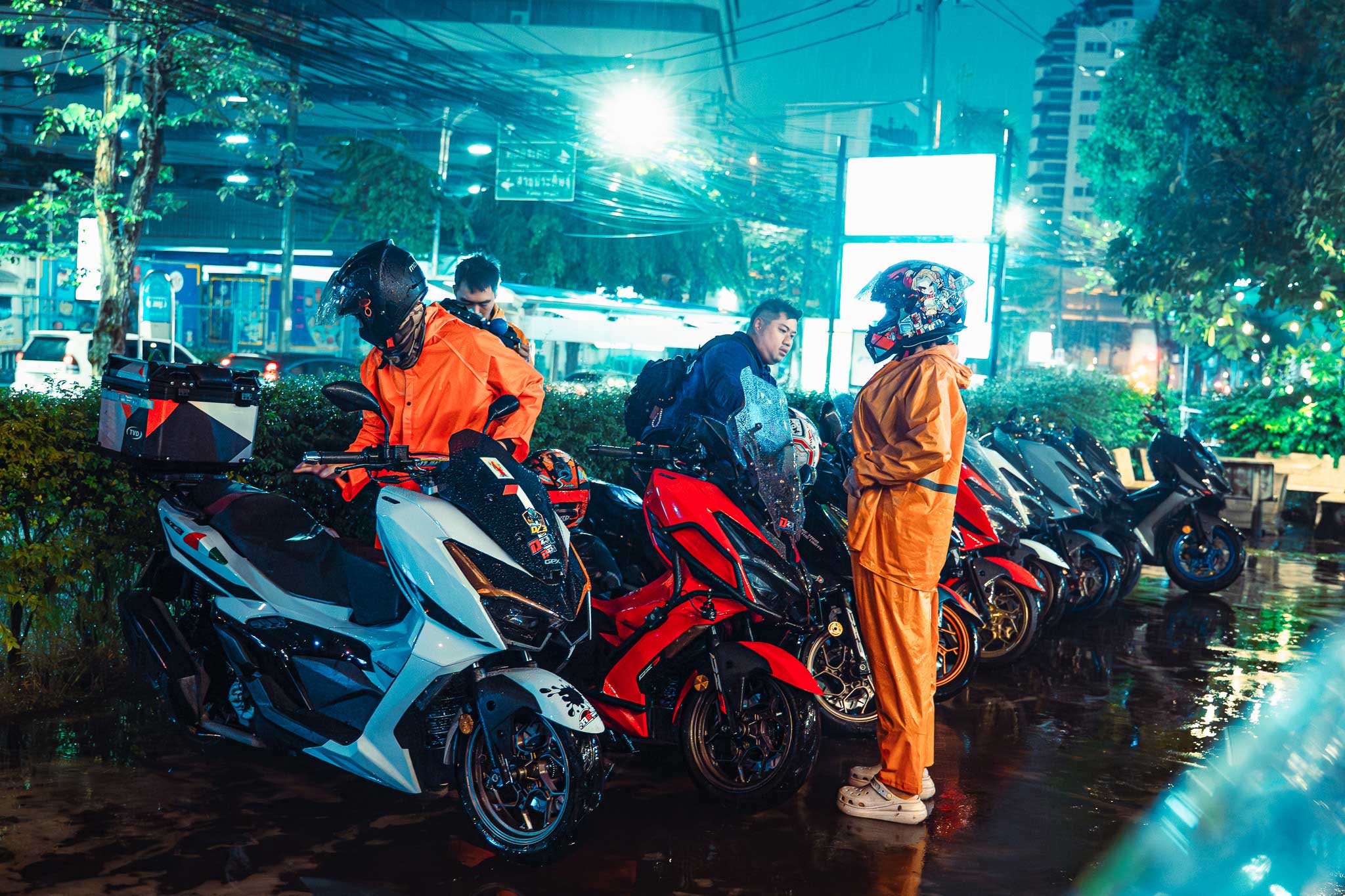 GPX meeting night ride bhumibol bridge