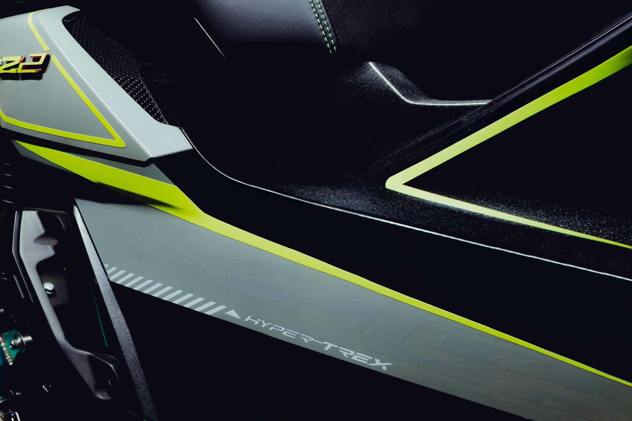 gpx-dz2-custom-pistonbike-029