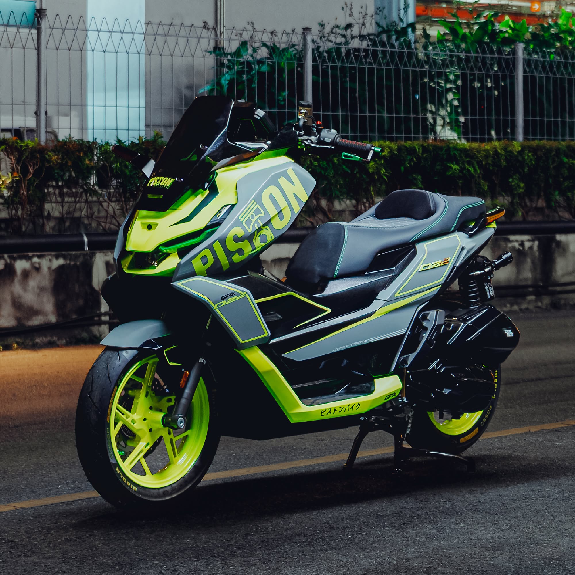 gpx-dz2-custom-pistonbike-03