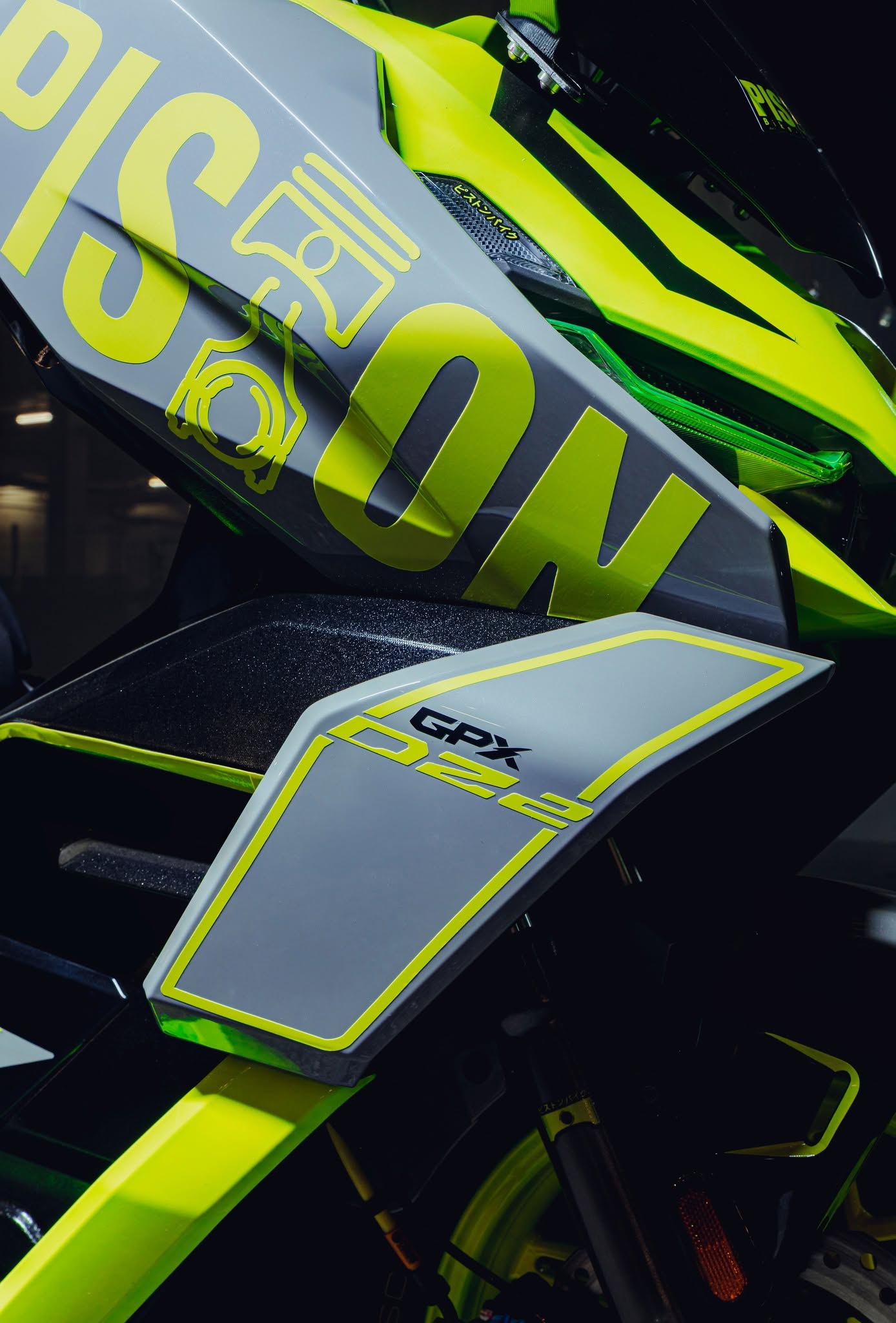 gpx-dz2-custom-pistonbike-06