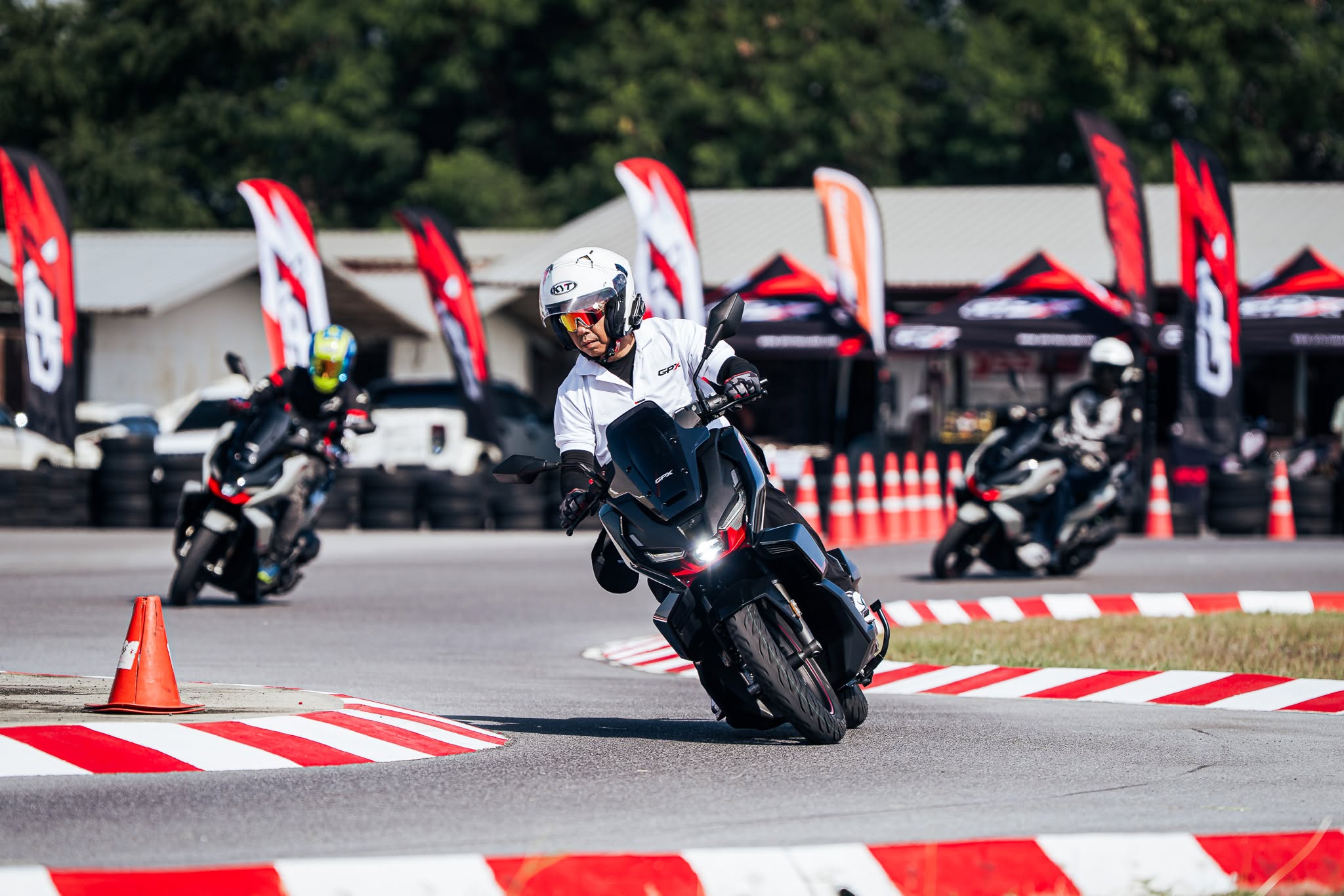 gpx-dz2-motor-sport-park-047