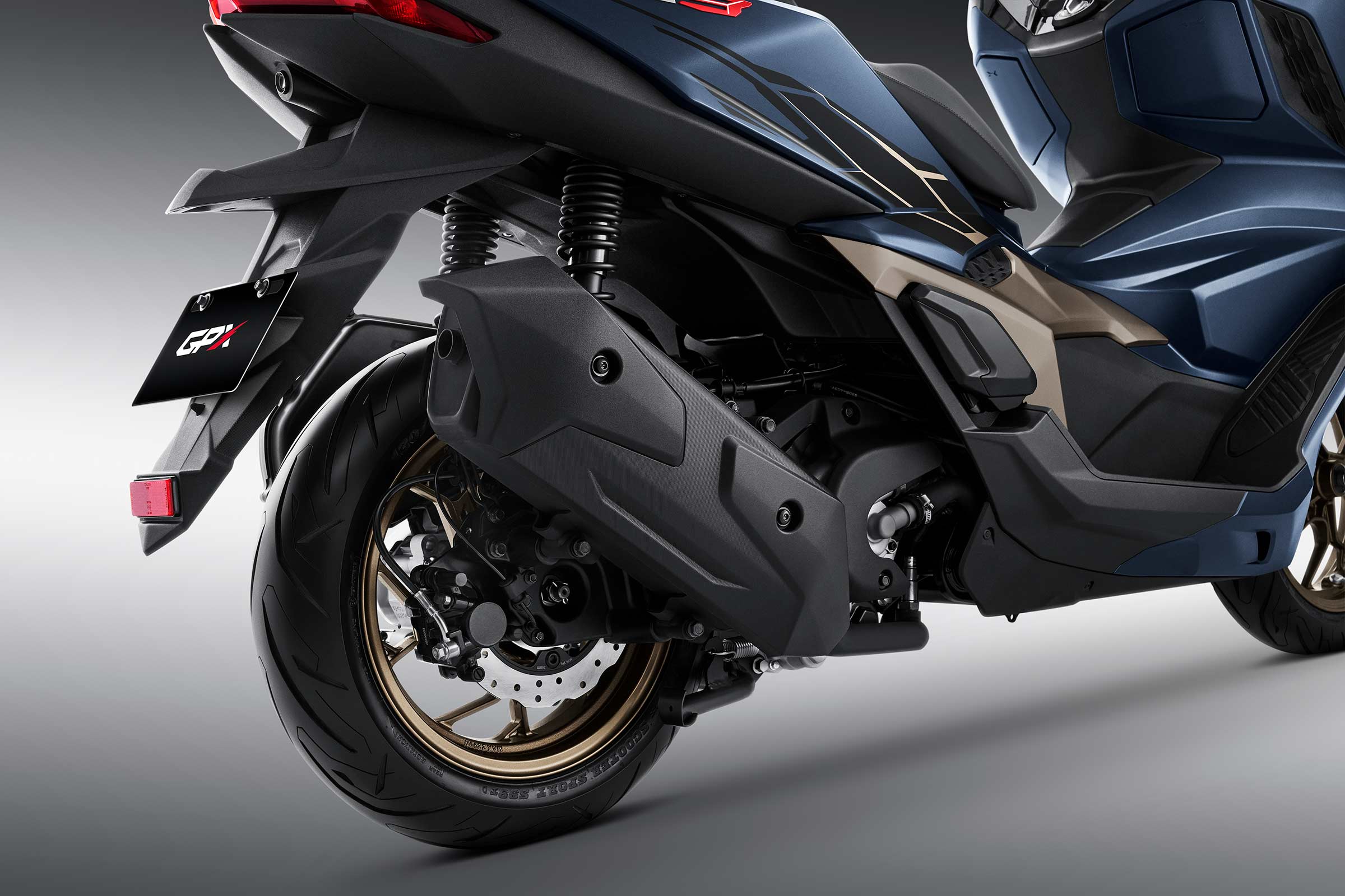 DZ3-Plus-Side-Exhaust