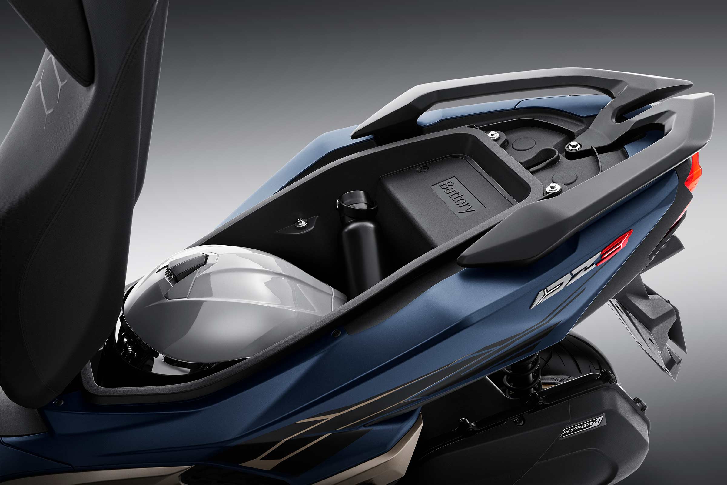 DZ3-Plus-Side-Storage